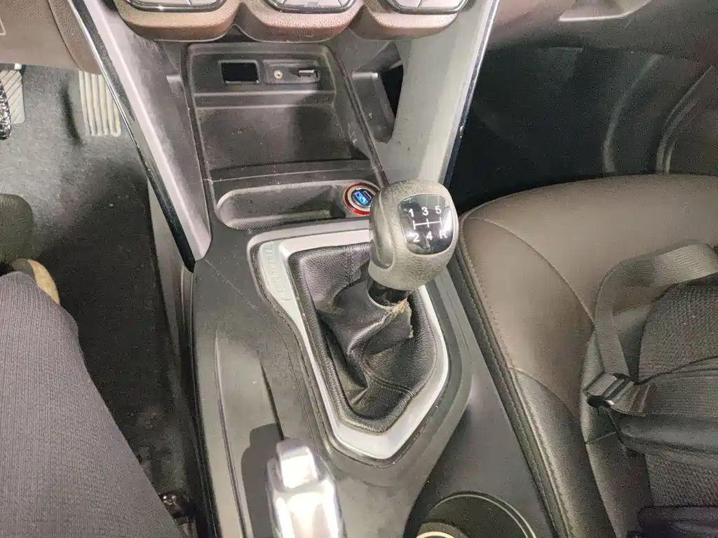 GAC Motor Trumpchi GS4 2015 — фото 8