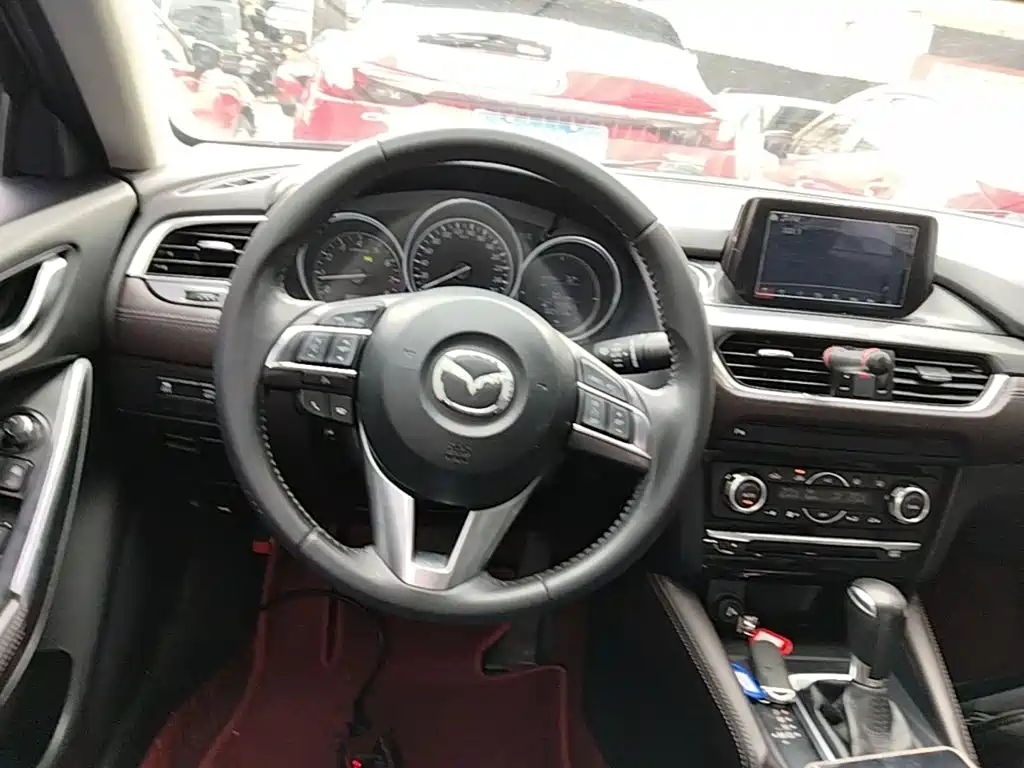 Mazda Atenza 2017 — фото 11