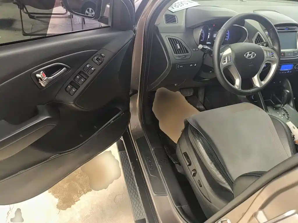 Hyundai ix35 2015 — фото 16