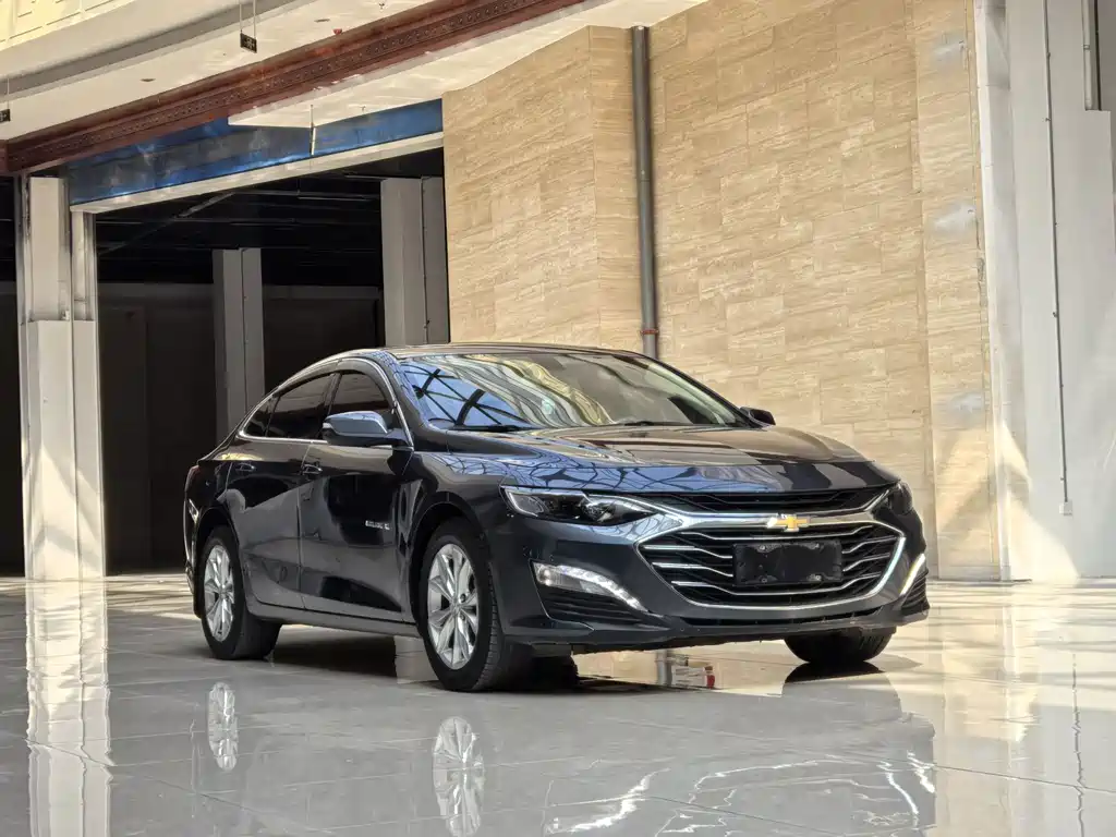 Chevrolet Malibu XL 2022 — фото 3