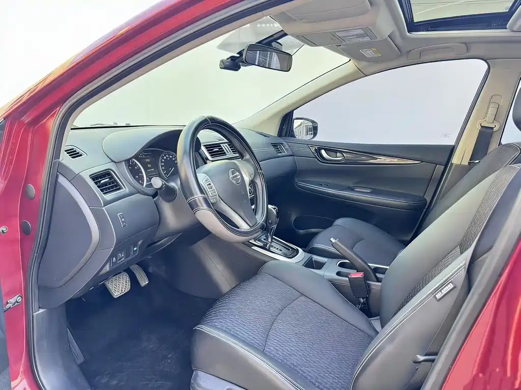 Nissan Tiida 2017