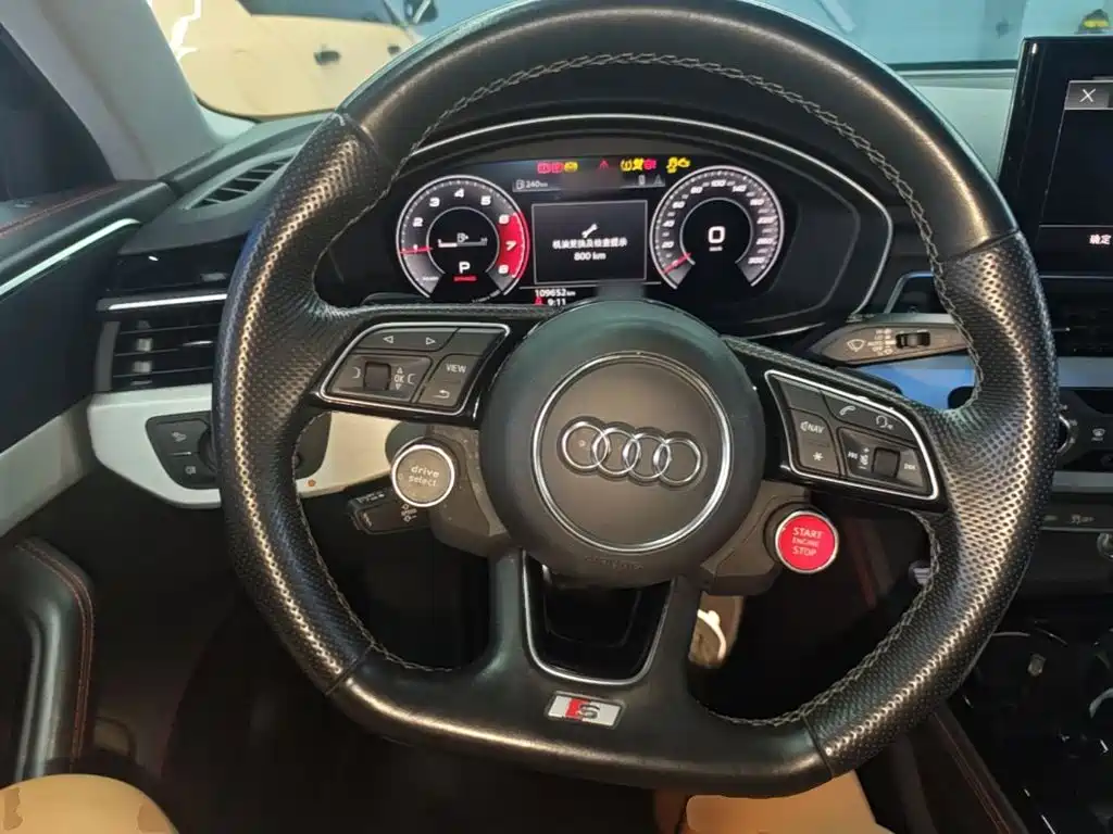 Audi A4L 2020 — фото 11