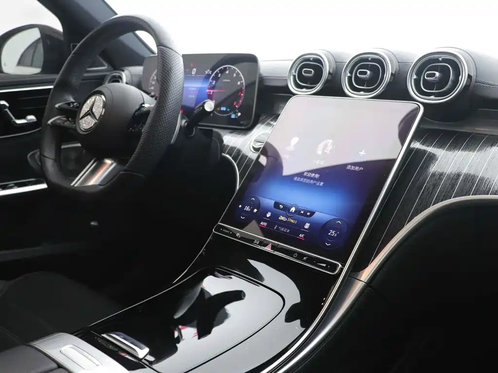 Mercedes-Benz C-Class 2022 — фото 7