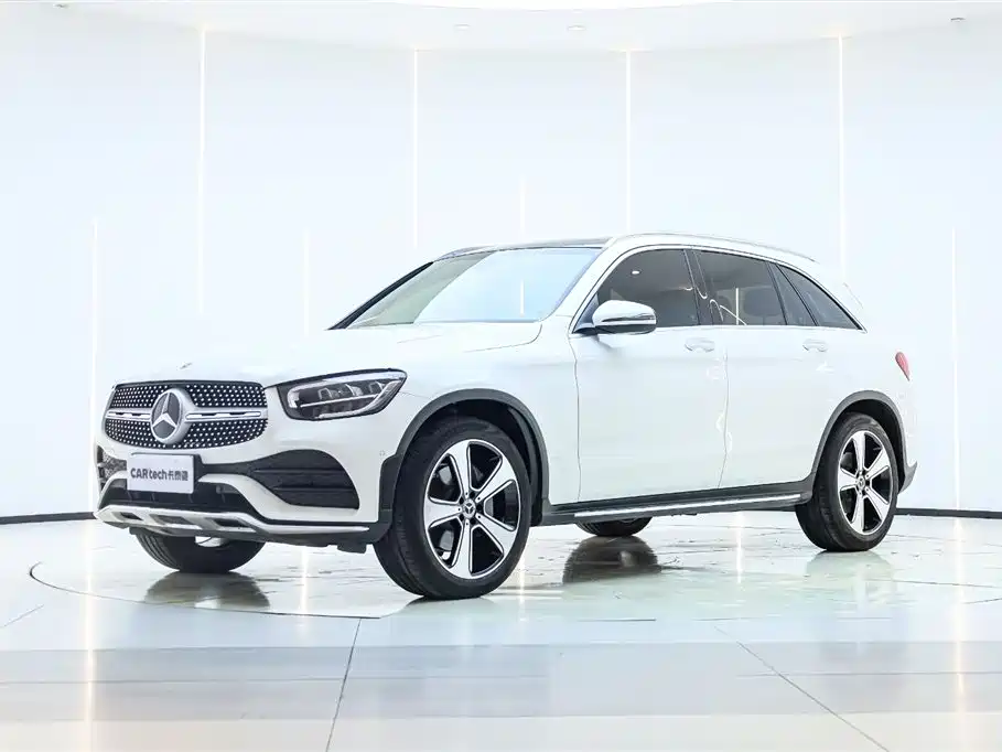 Mercedes-Benz GLC 2023 — фото 1