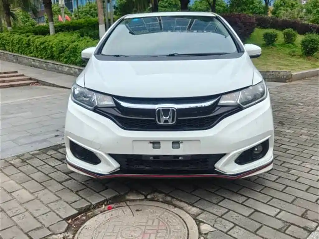 Honda Fit 2018 — фото 2
