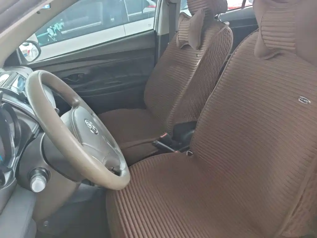 Toyota Vios 2015 — фото 15