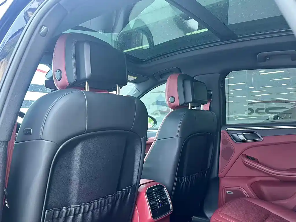 Porsche Macan 2022 — фото 17