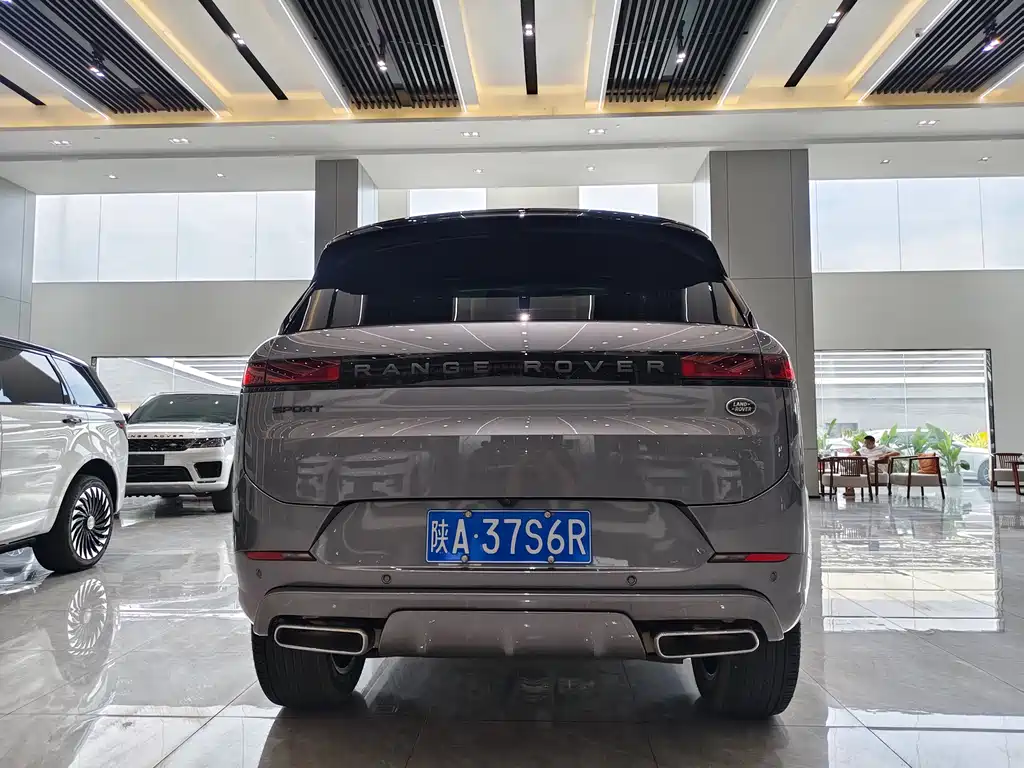Land Rover Range Rover Sport 2025 — фото 18