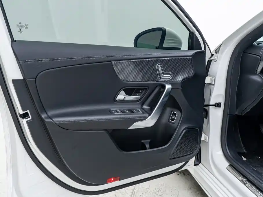 Mercedes-Benz A-Class 2021 — фото 21