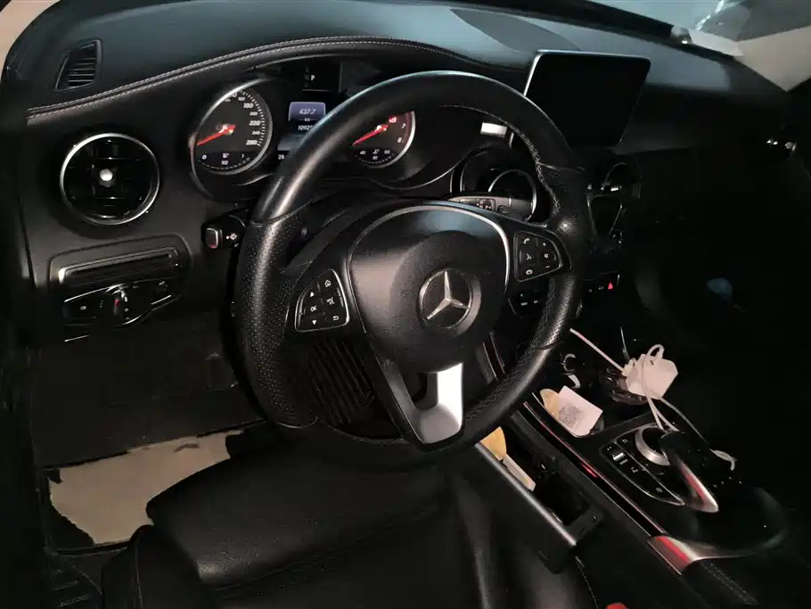 Mercedes-Benz C-Class 2018 — фото 15