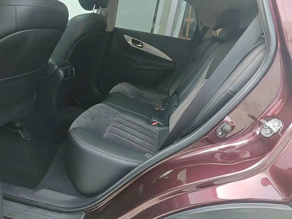Infiniti QX50 2018 — фото 17
