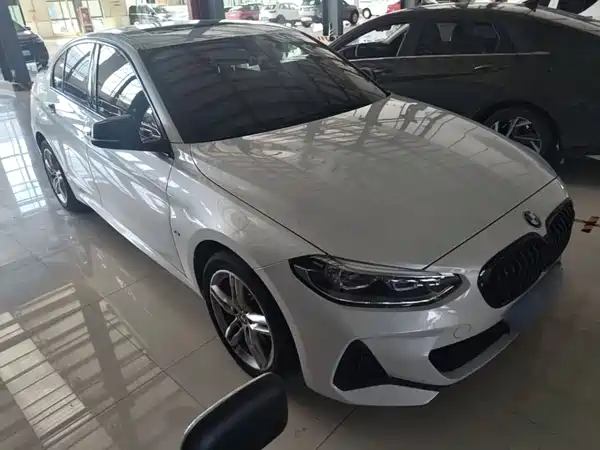 BMW 1 Series 2023