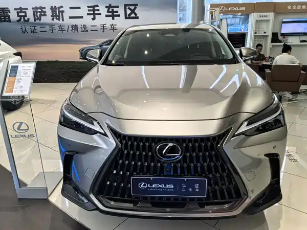 Lexus NX 2024