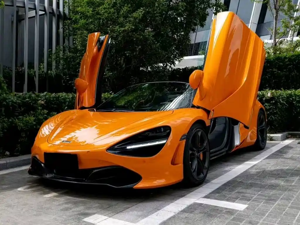 McLaren 720S 2020 — фото 1