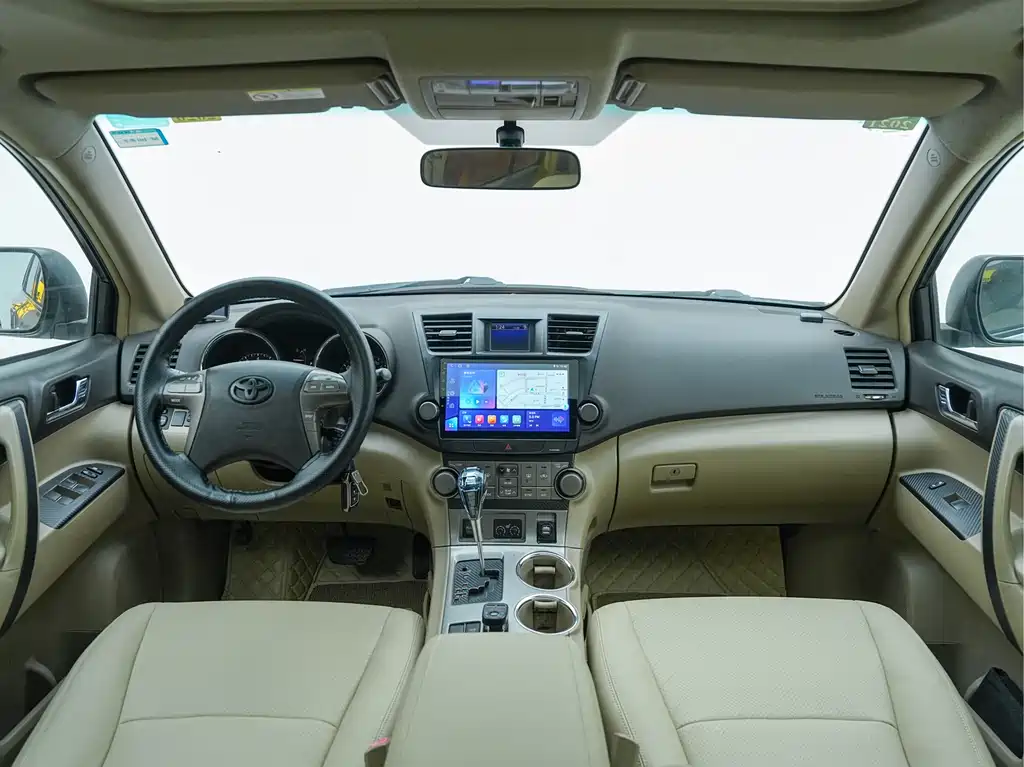 Toyota Highlander 2010 — фото 22