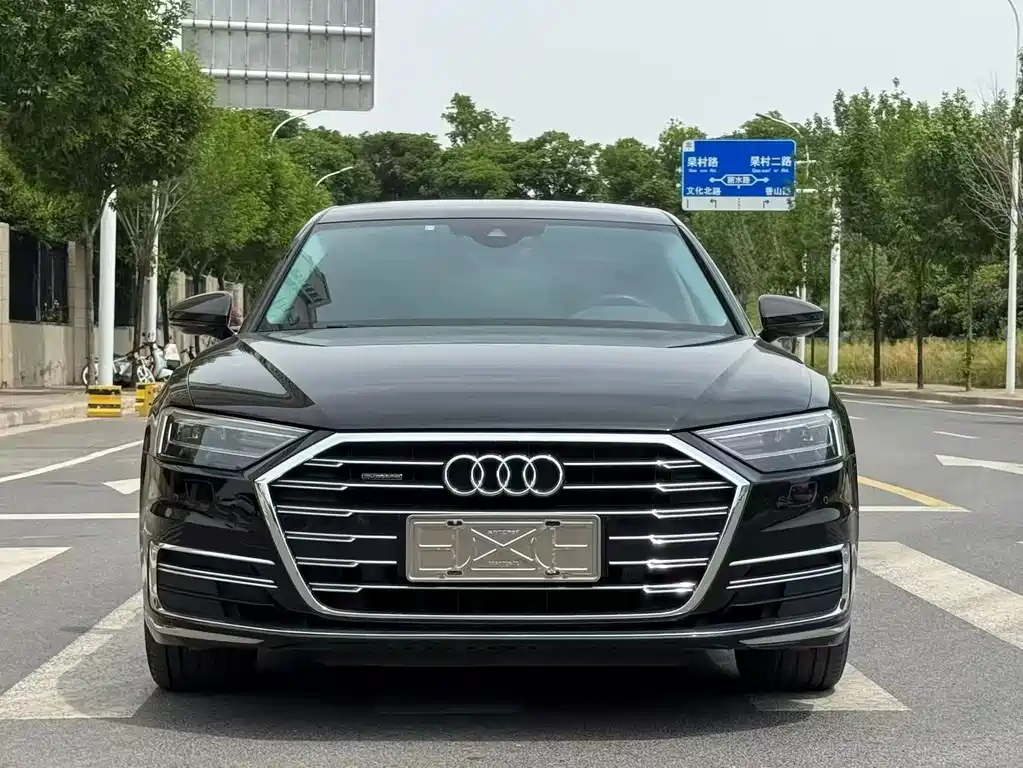 Audi A8 2020 — фото 2