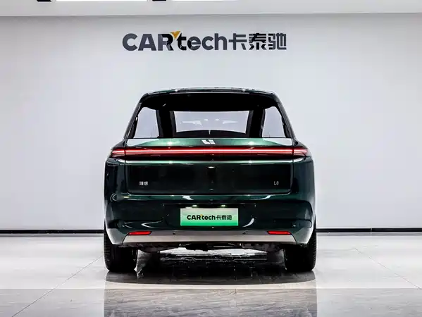 Li Auto L8 2025