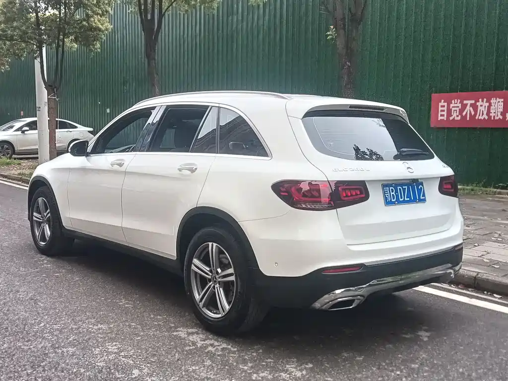 Mercedes-Benz GLC 2021 — фото 12