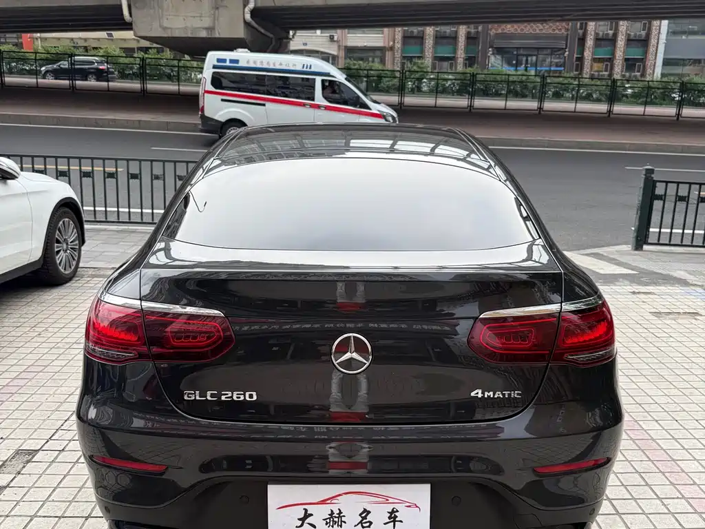 Mercedes-Benz GLC Coupe 2022 — фото 5