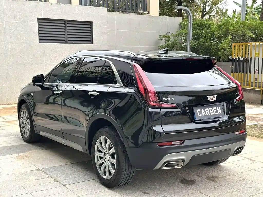 Cadillac XT4 2023 — фото 4