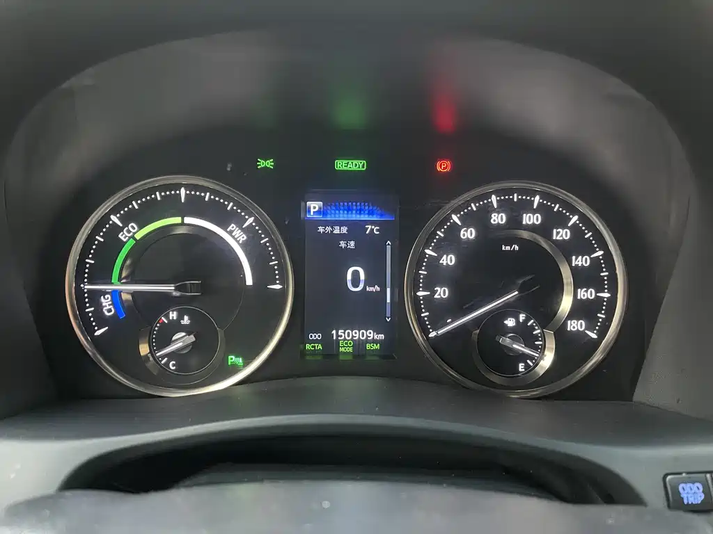 Toyota Vellfire 2020 — фото 20