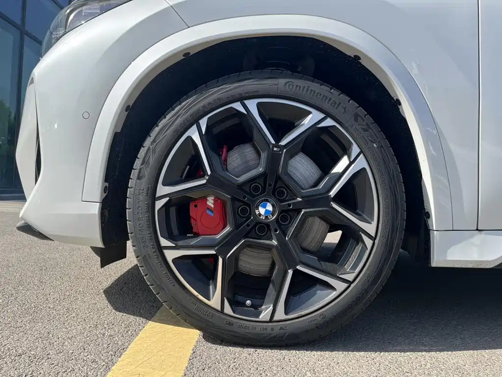 BMW X1 M35Li — фото 9