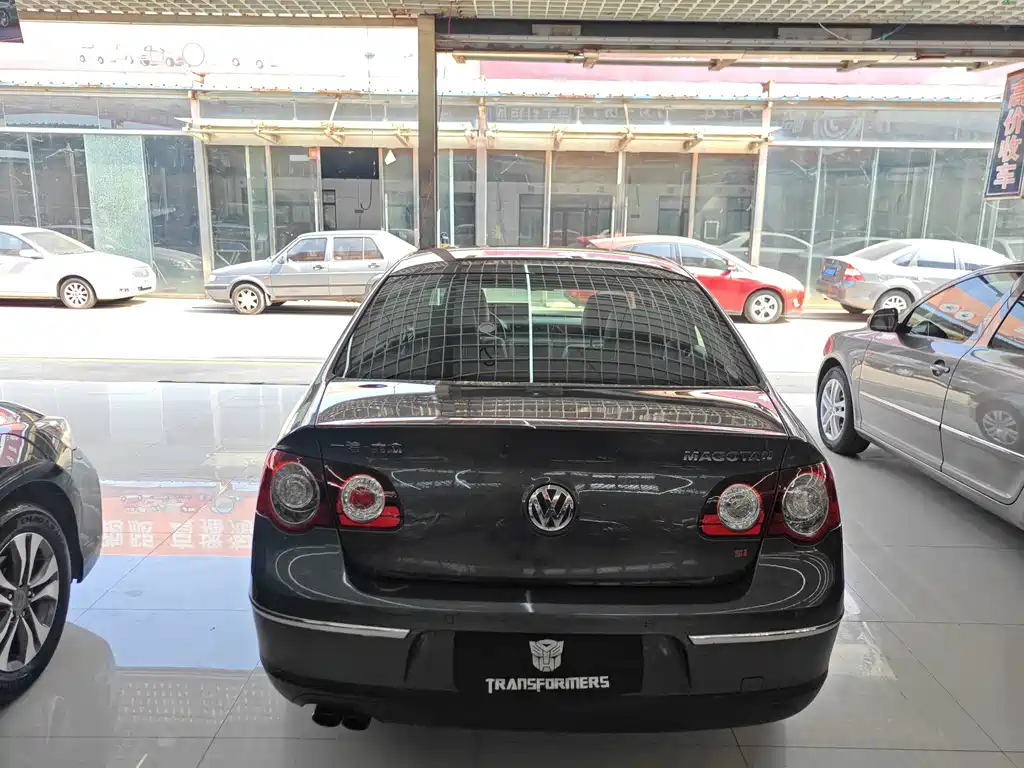 Volkswagen Magotan 2011