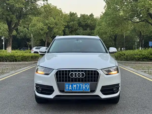 Audi Q3 2015