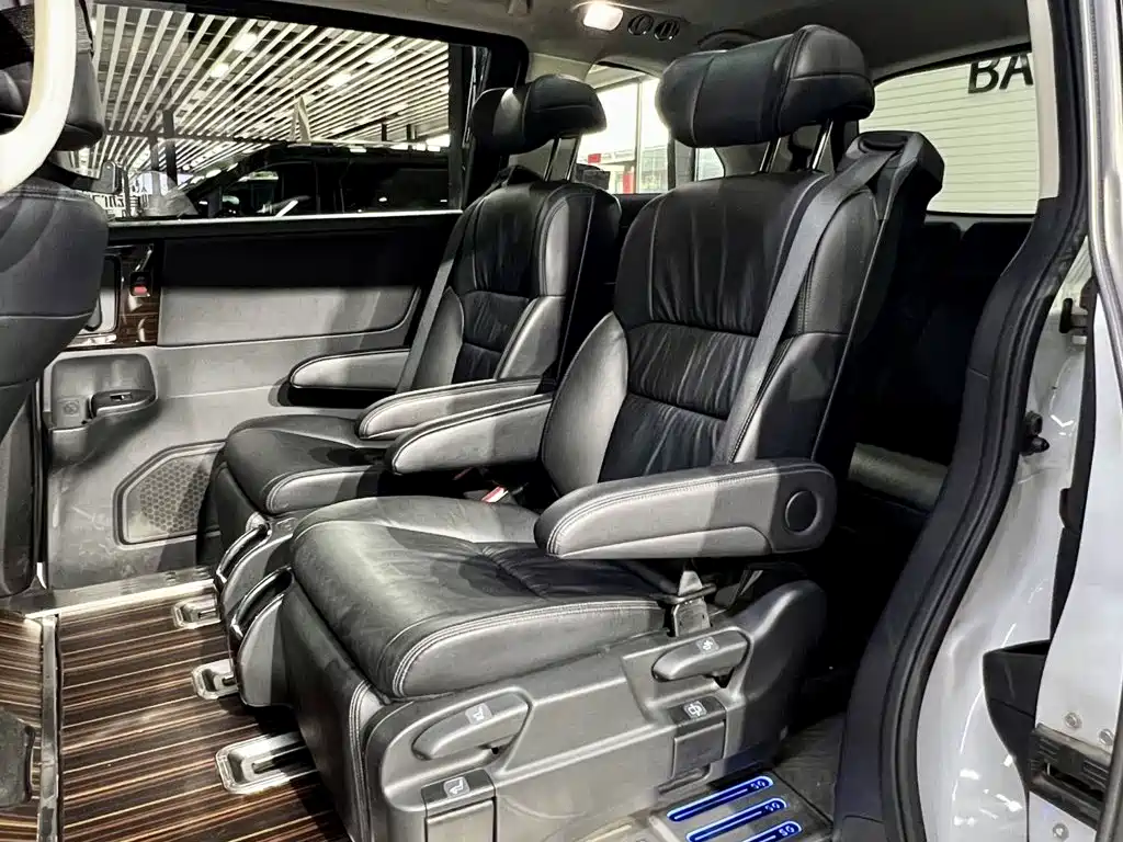 Honda Odyssey 2020 — фото 10