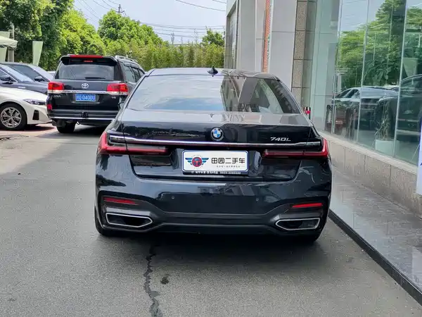 BMW 7 Series 2019
