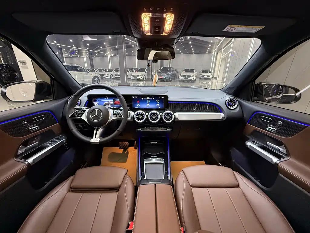 Mercedes-Benz GLB 2025 — фото 12