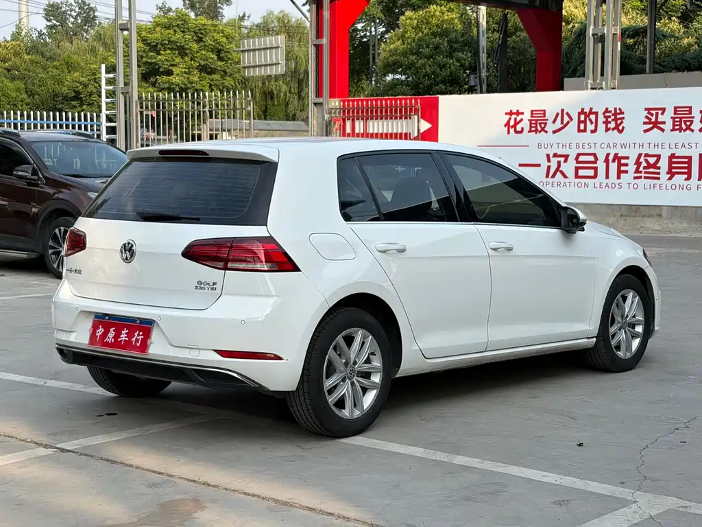 Volkswagen Golf 2018 — фото 17