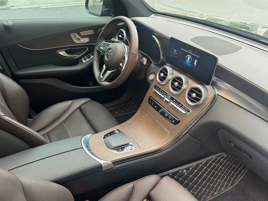 Mercedes-Benz GLC 2023 — фото 25