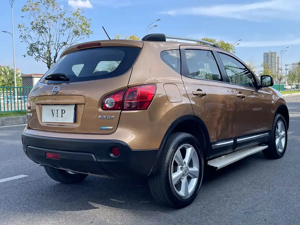 Nissan Qashqai 2015