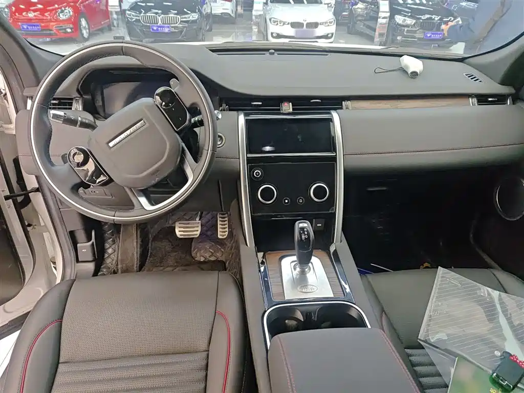 Land Rover Discovery Sport 2021 — фото 10