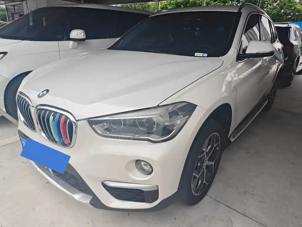 BMW X1 2016 — фото 1