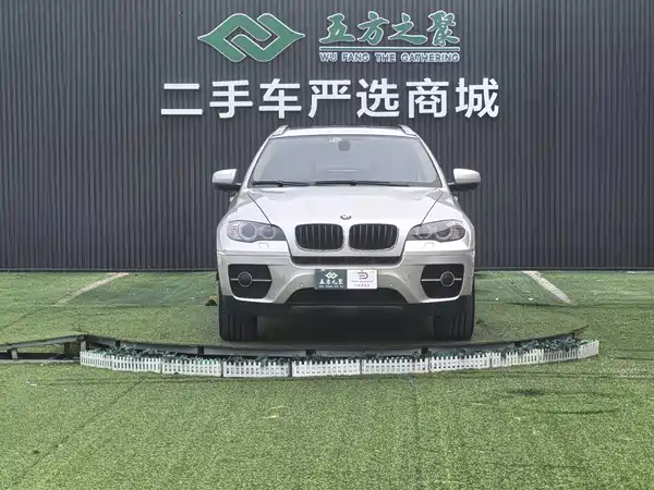 BMW X6 2011