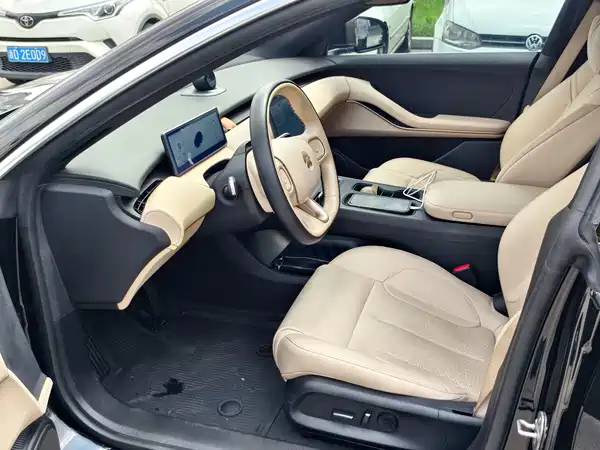 NIO ET5T 2024