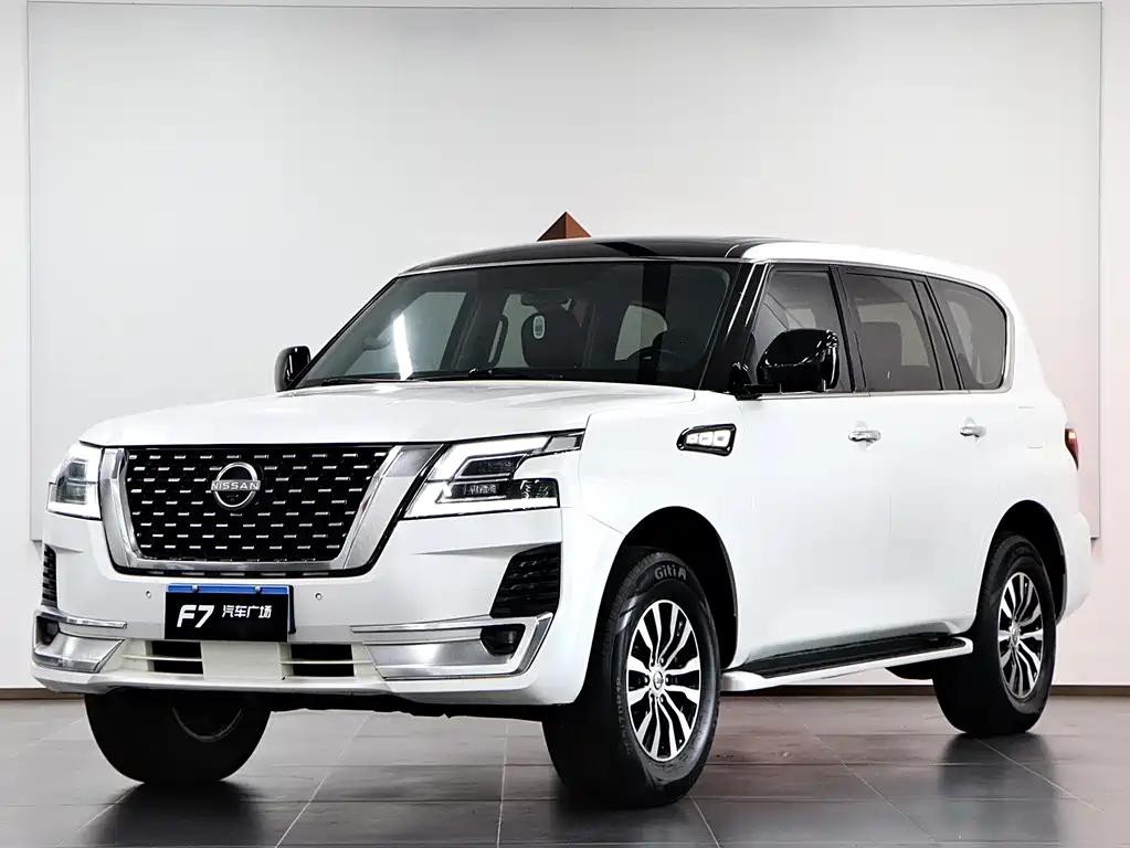 Nissan Patrol 2017 — фото 1