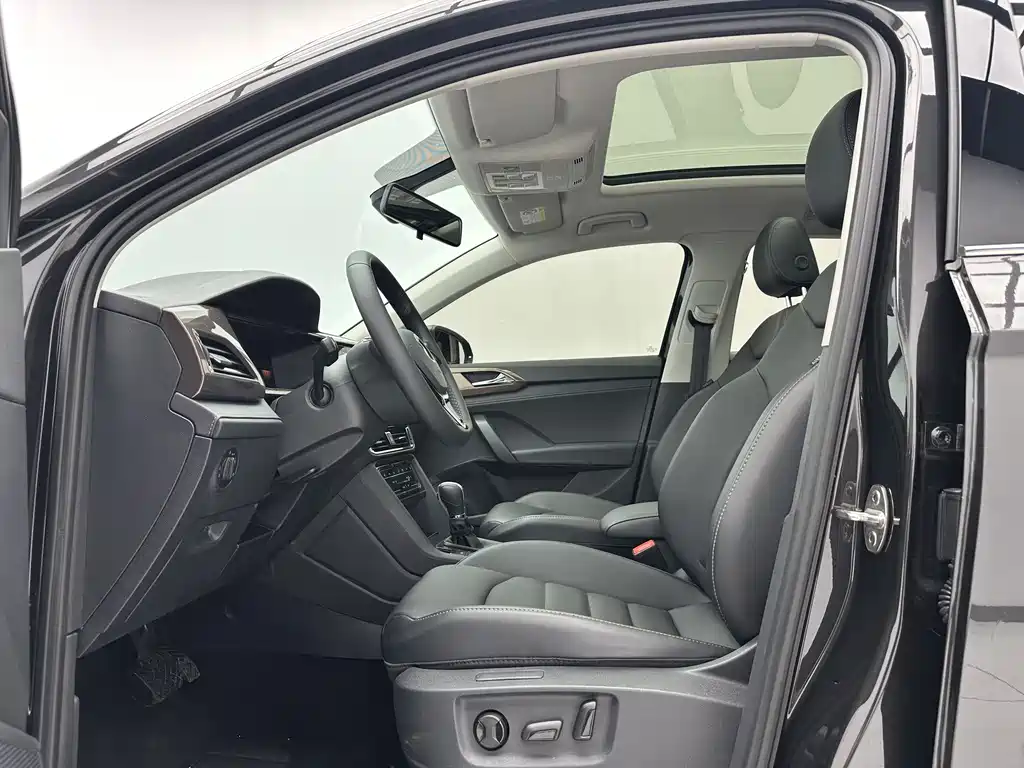 Volkswagen Tharu 2023