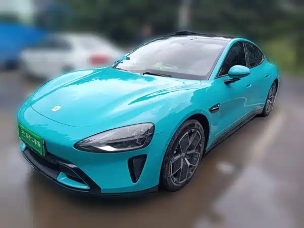 Xiaomi SU7 2024