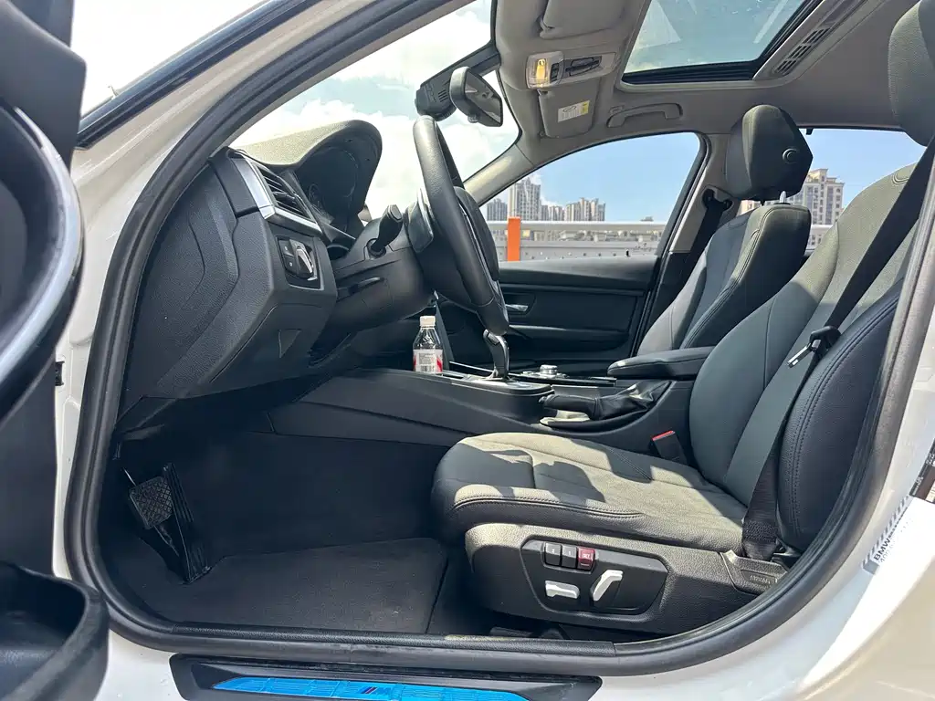 BMW 3 Series 2017