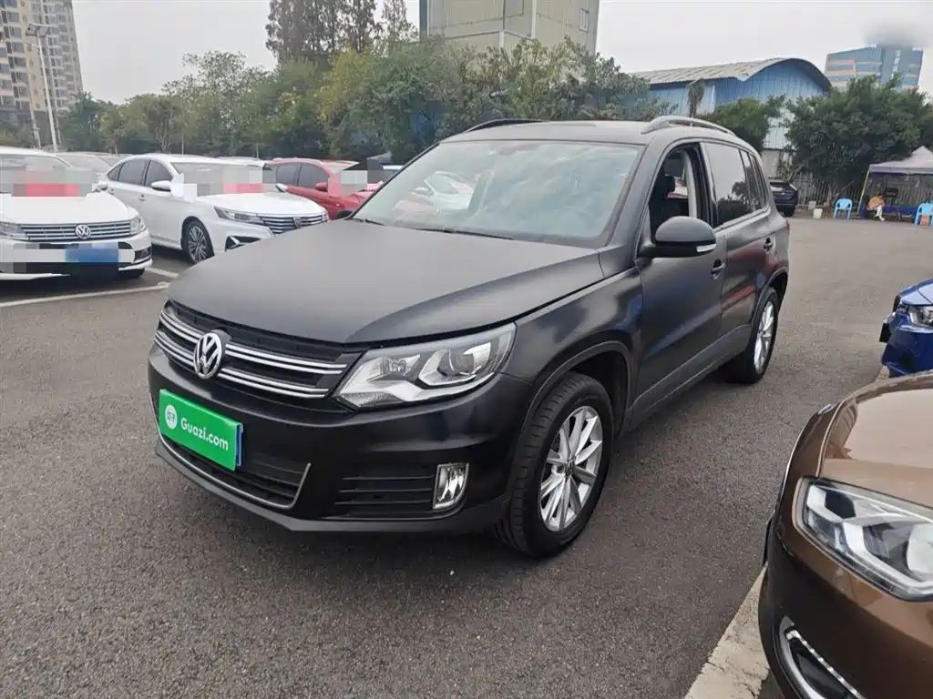 Volkswagen Tiguan 2017 — фото 1