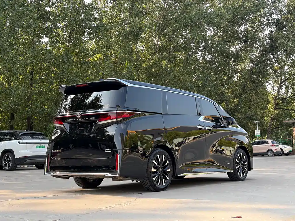 Toyota Vellfire 2025 — фото 19