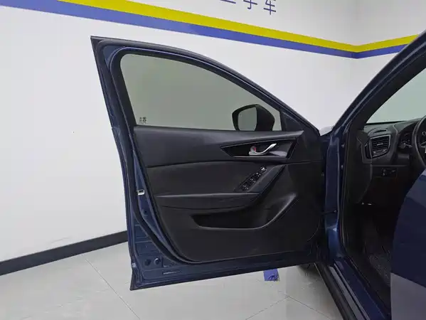 Mazda CX-4 2021