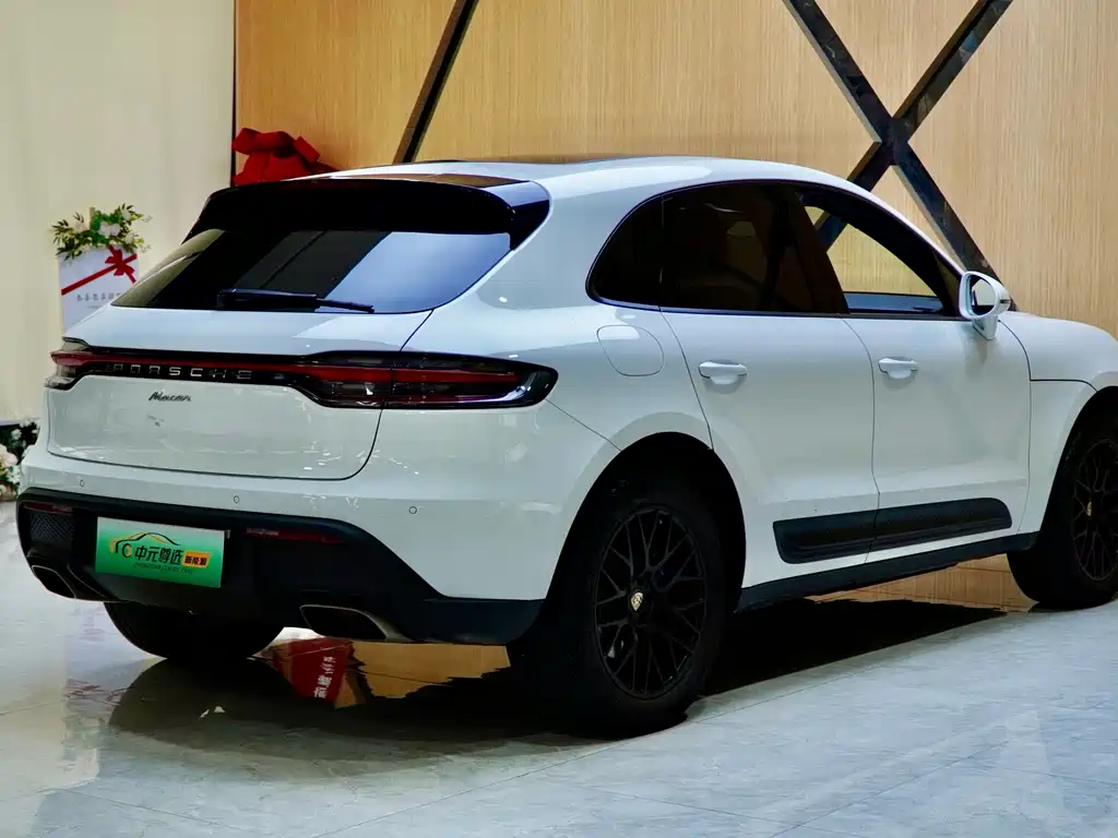 Porsche Macan 2024 — фото 10