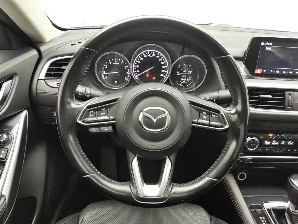 Mazda Atenza 2018 — фото 11