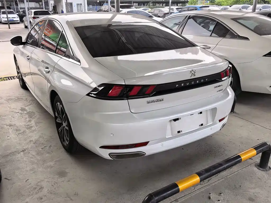 Peugeot 508 2022 — фото 10