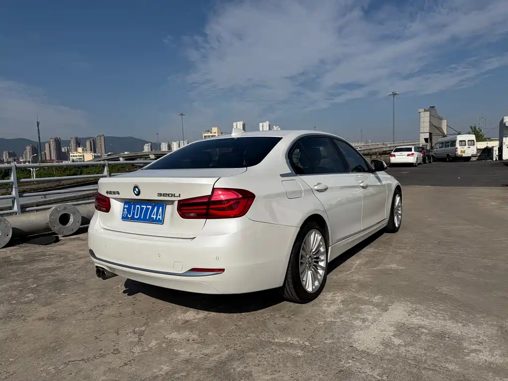 BMW 3 Series 2018
