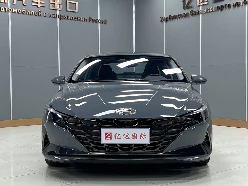 Hyundai Elantra 2022 — фото 2